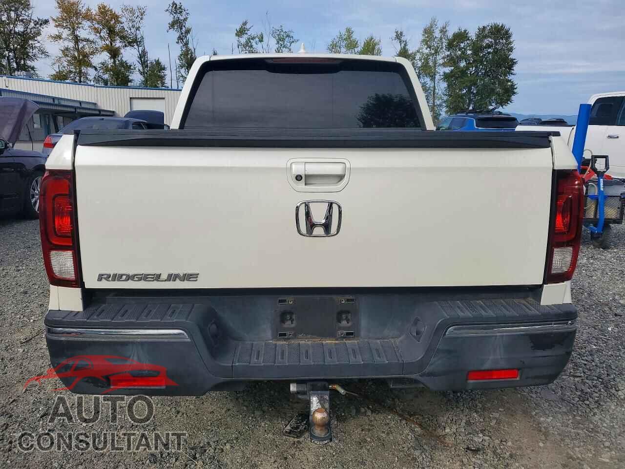 HONDA RIDGELINE 2017 - 5FPYK2F52HB010853