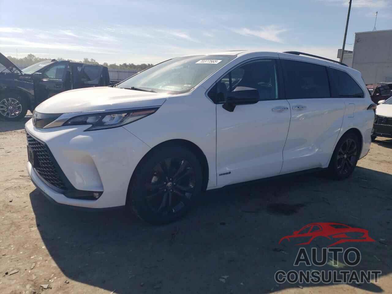 TOYOTA SIENNA 2021 - 5TDDRKEC9MS003665