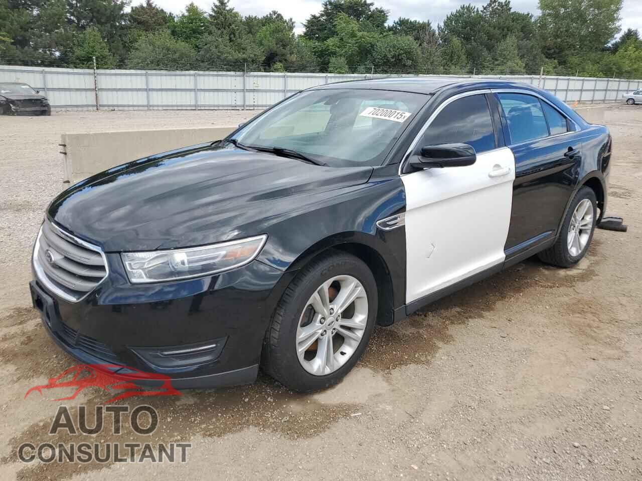FORD TAURUS 2016 - 1FAHP2E83GG140303