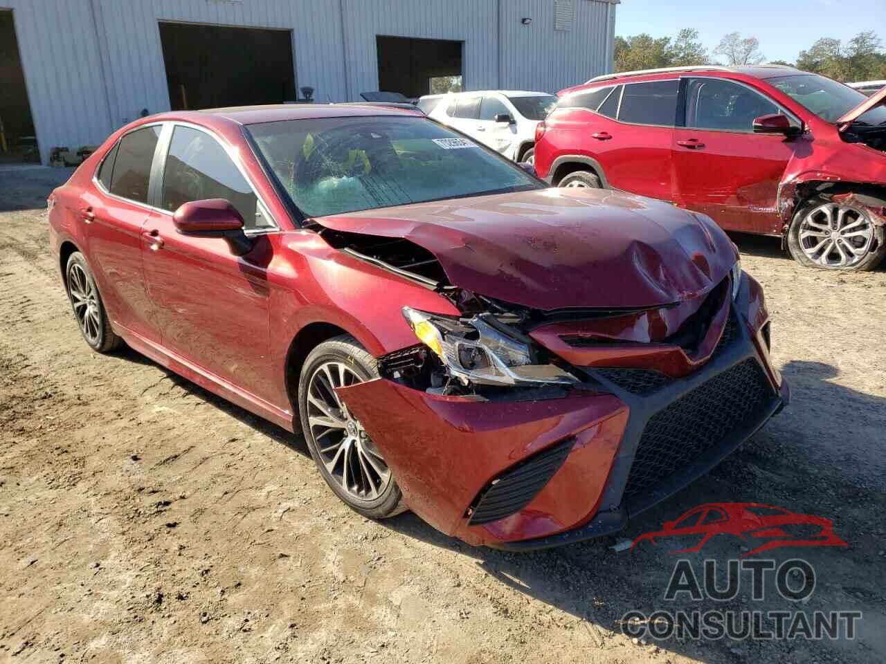TOYOTA CAMRY 2018 - 4T1B11HK6JU618365