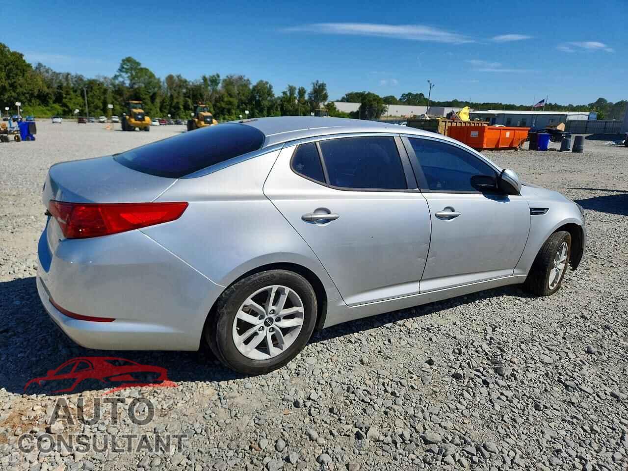 KIA OPTIMA 2011 - KNAGM4A78B5120539