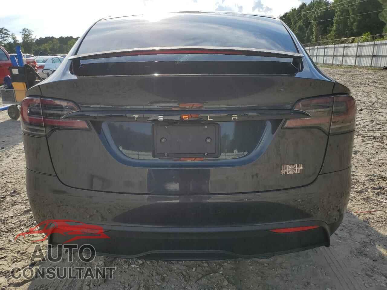 TESLA MODEL X 2024 - 7SAXCBE60RF438677