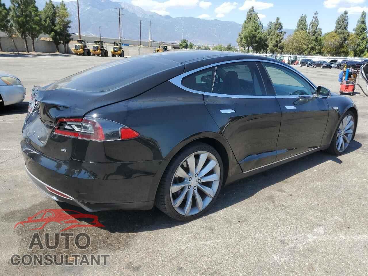 TESLA MODEL S 2014 - 5YJSA1H10EFP36311