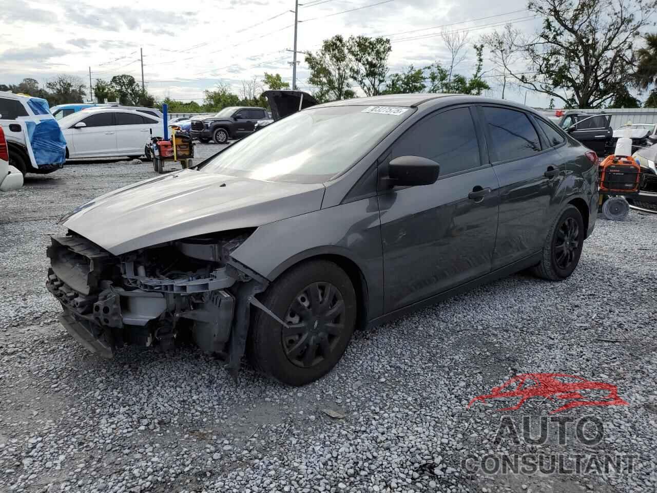 FORD FOCUS 2018 - 1FADP3E20JL204750
