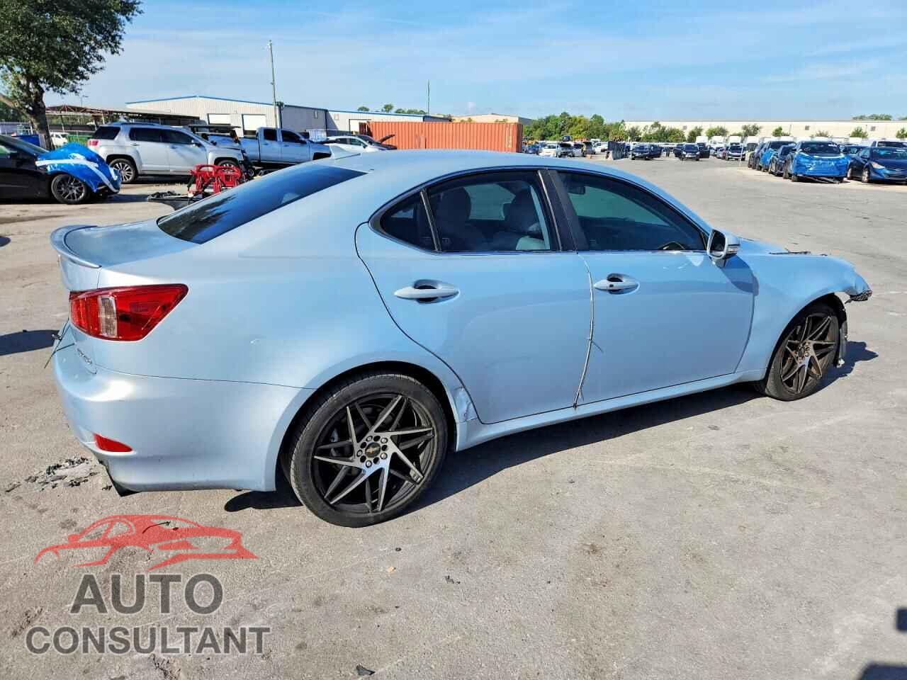 LEXUS IS 2011 - JTHBF5C28B2101164