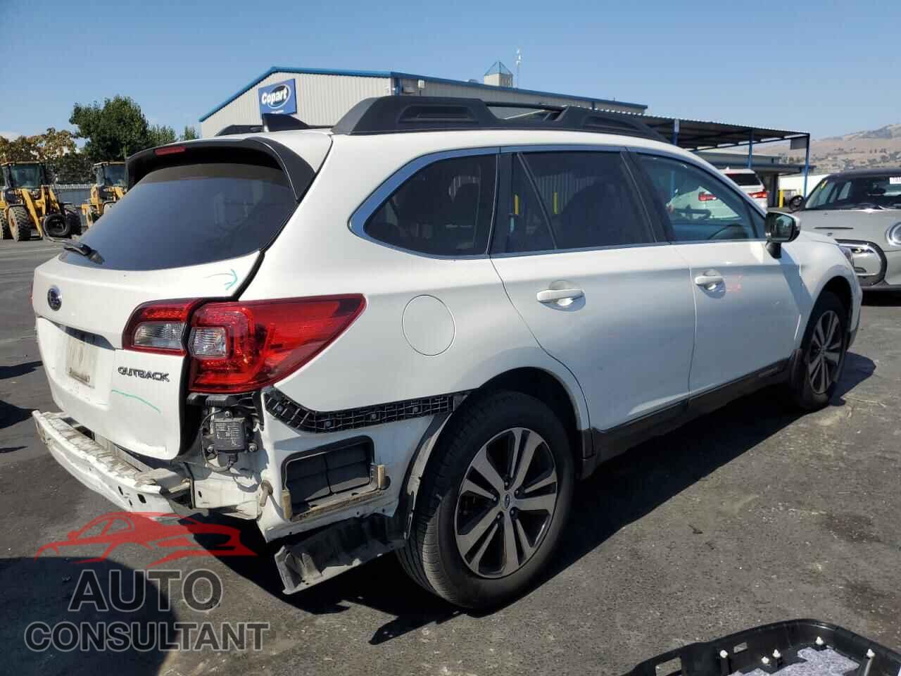 SUBARU OUTBACK 2018 - 4S4BSANCXJ3240941