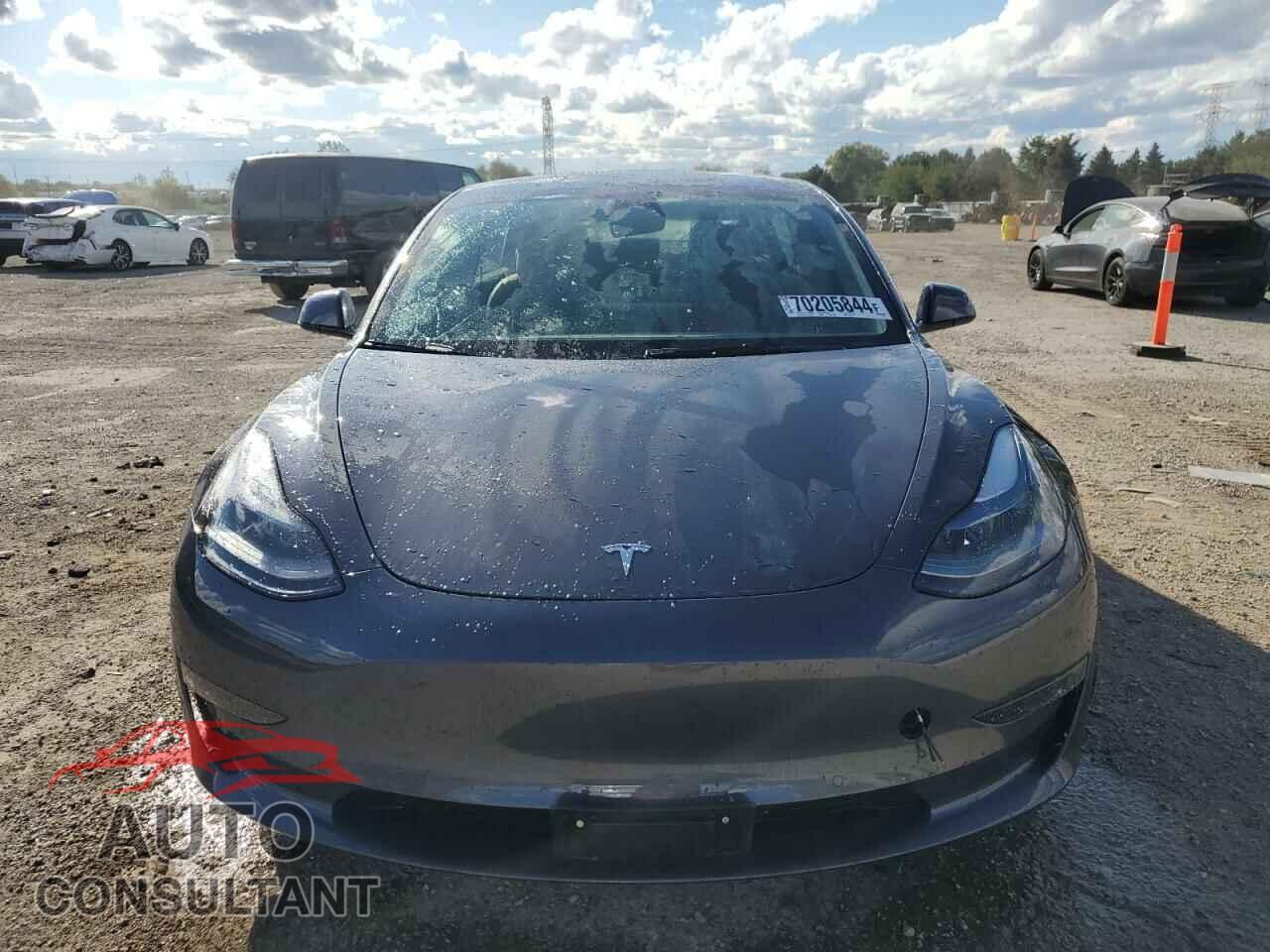 TESLA MODEL 3 2022 - 5YJ3E1EB3NF170764