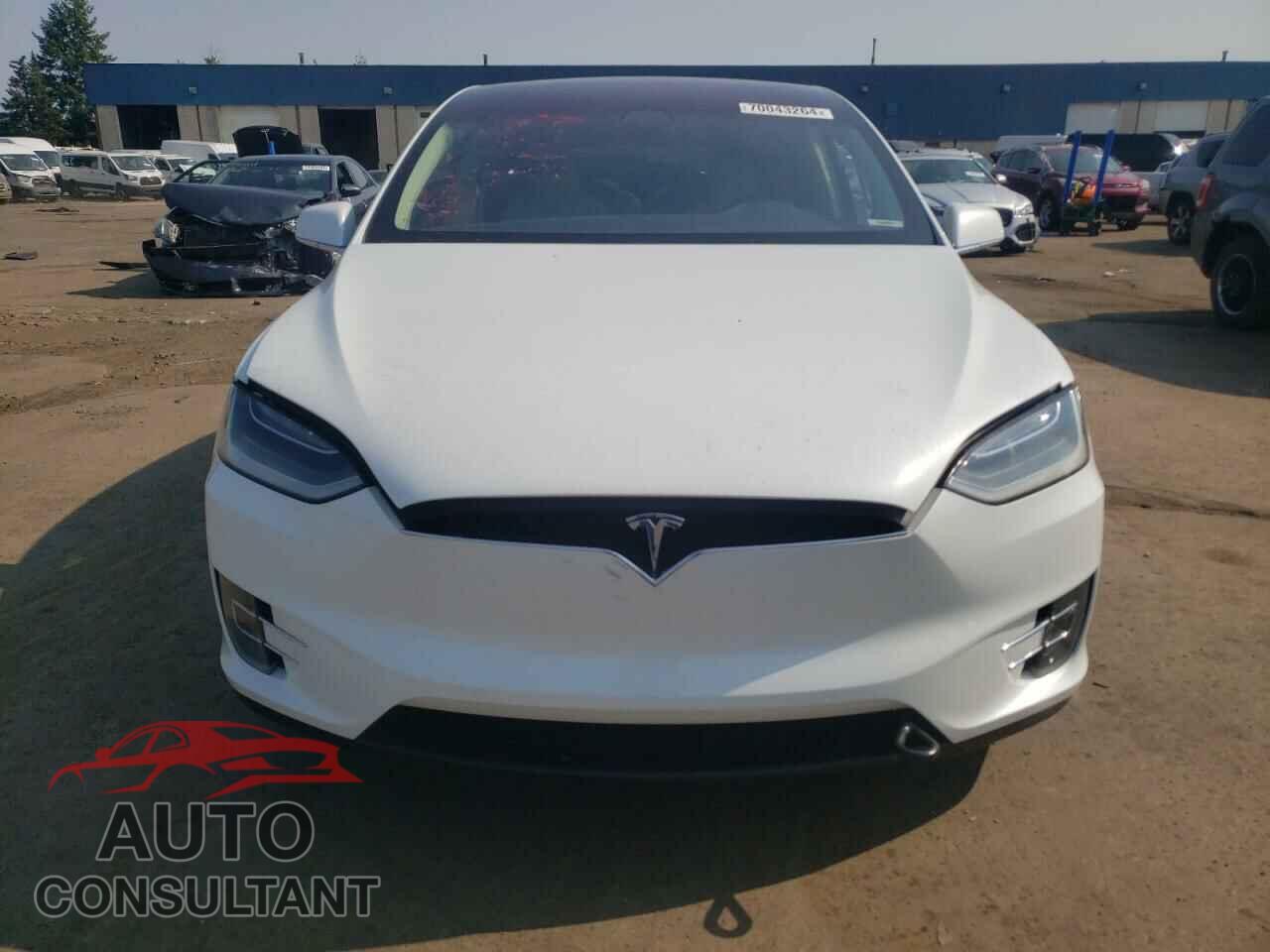 TESLA MODEL X 2017 - 5YJXCBE23HF047712