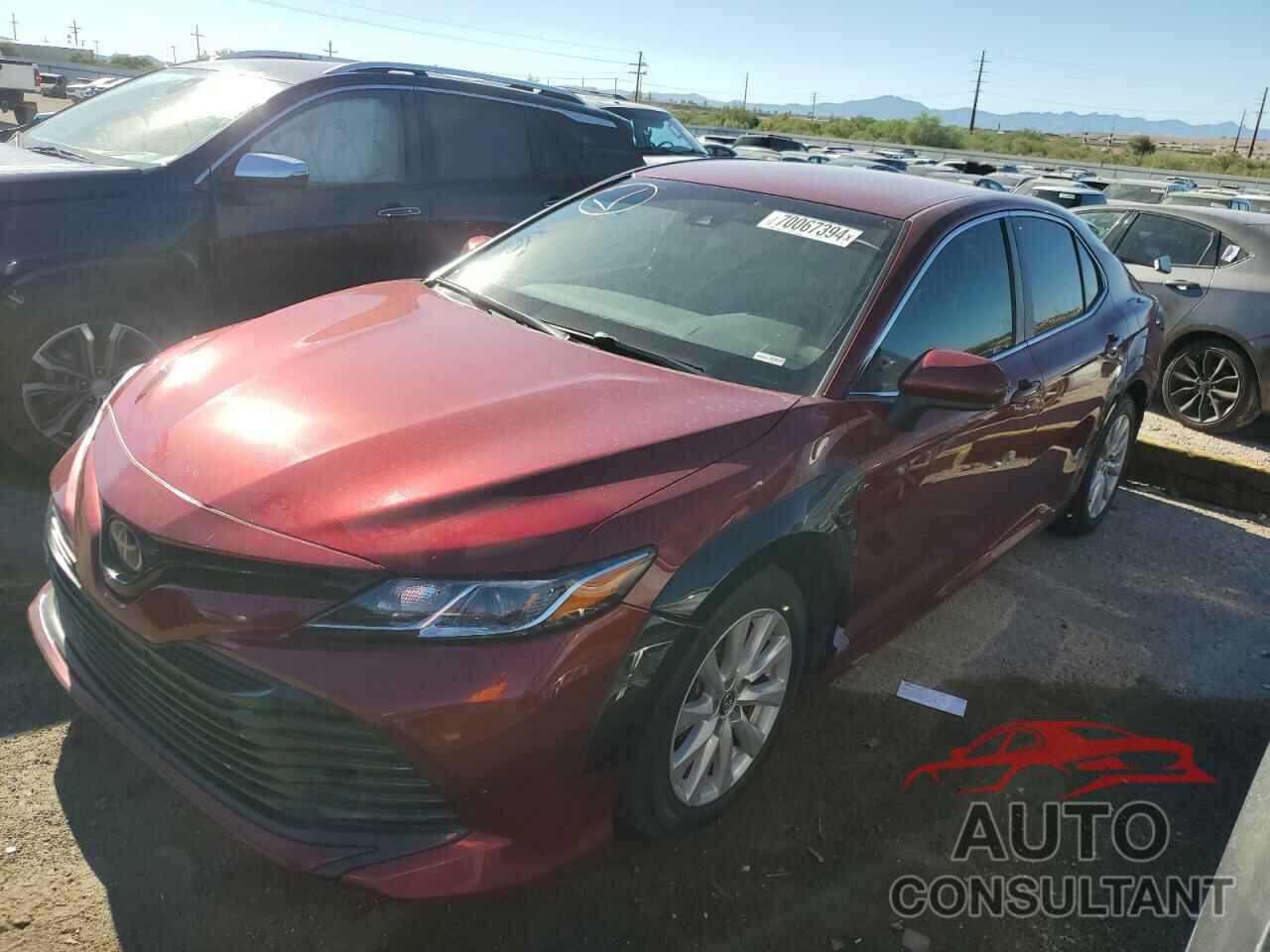 TOYOTA CAMRY 2018 - 4T1B11HK4JU573796