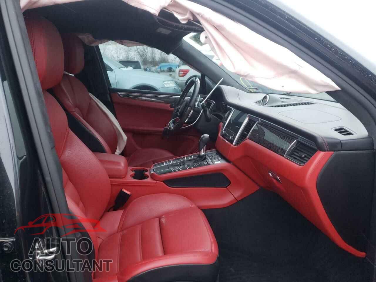 PORSCHE MACAN 2018 - WP1AF2A52JLB70979