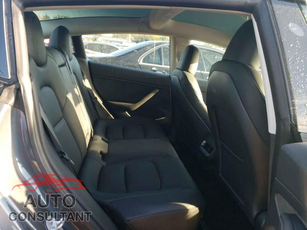 TESLA MODEL 3 2023 - 5YJ3E1EA5PF640433