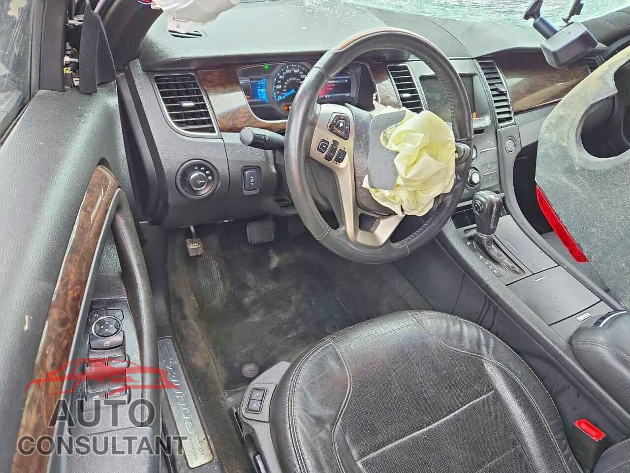 FORD TAURUS 2015 - 1FAHP2F81FG114523