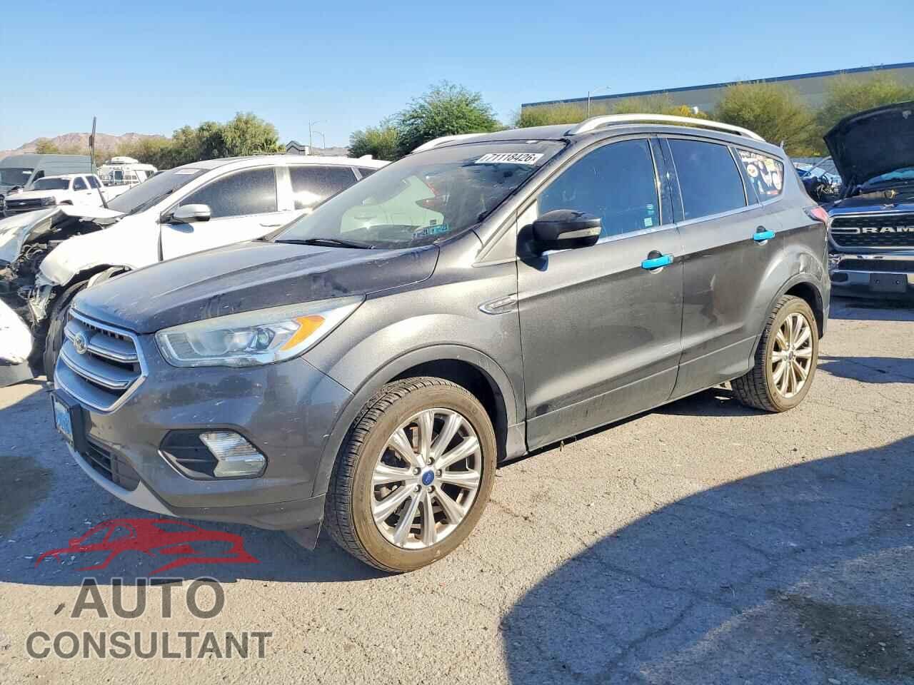 FORD ESCAPE 2017 - 1FMCU9JD8HUD15233
