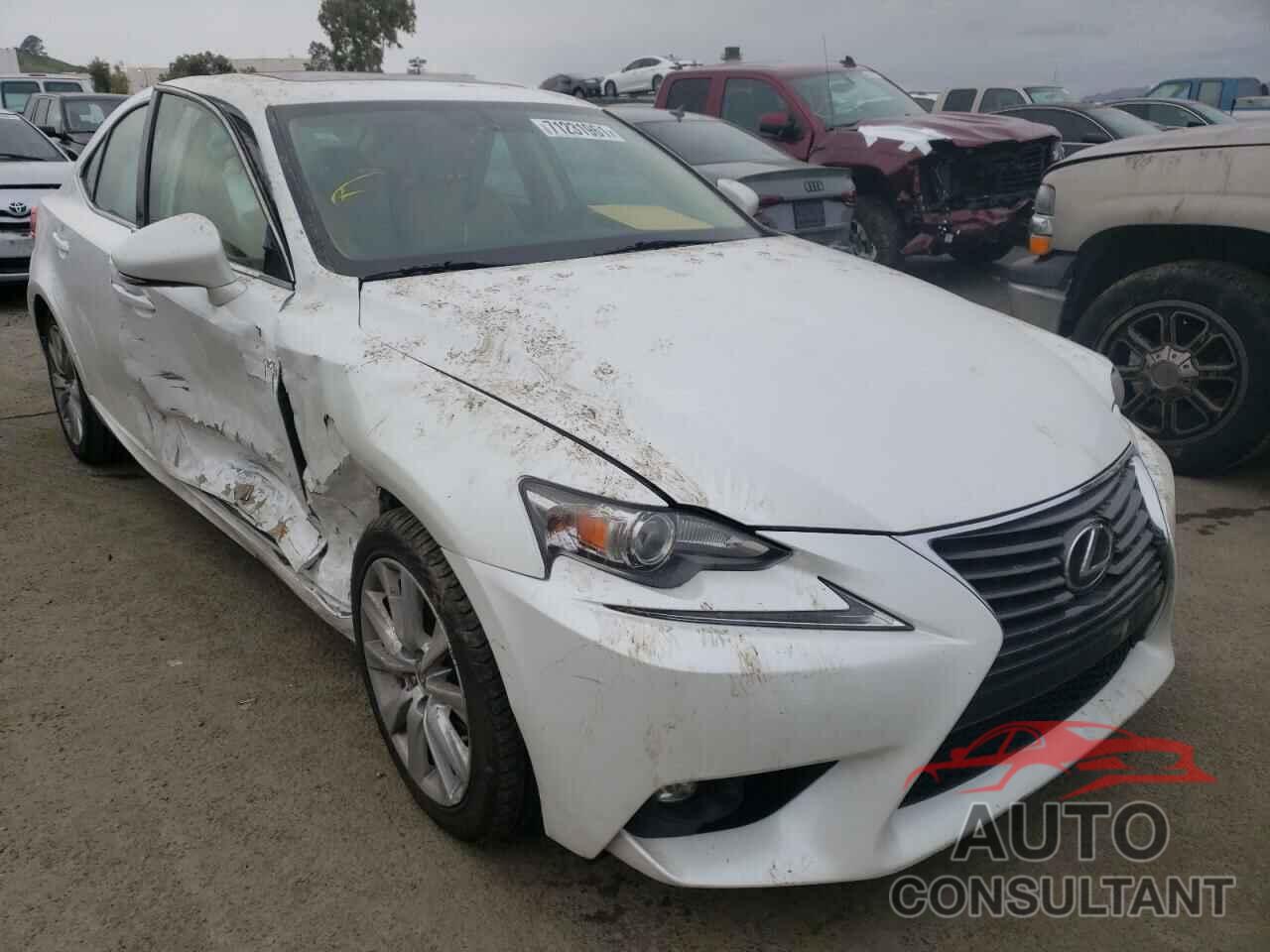 LEXUS IS 2016 - JTHBA1D28G5028518