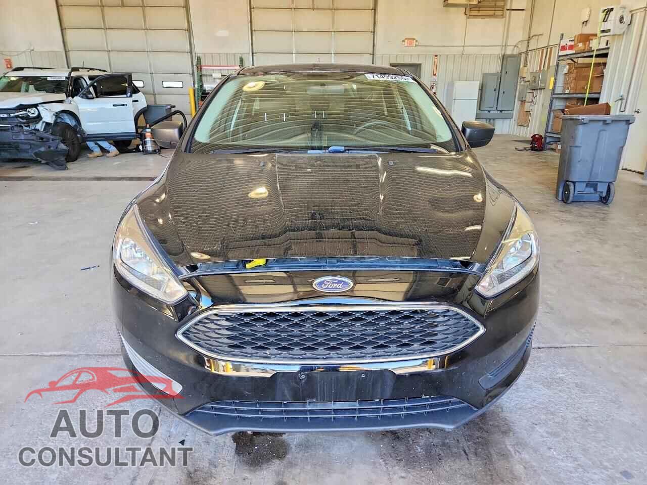 FORD FOCUS 2016 - 1FADP3E23GL405146