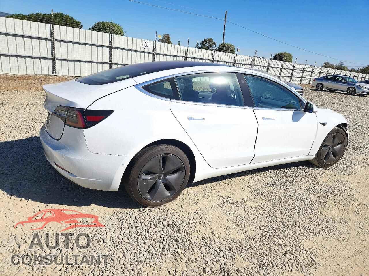 TESLA MODEL 3 2018 - 5YJ3E1EA1JF045036