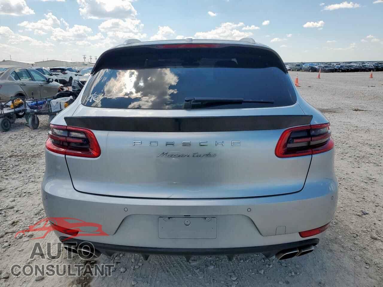 PORSCHE MACAN 2016 - WP1AF2A55GLB92855