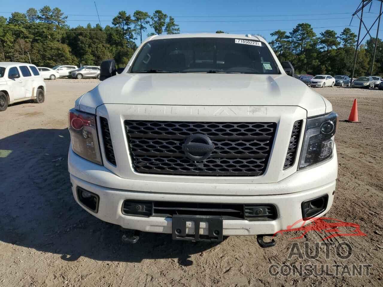 NISSAN TITAN 2018 - 1N6BA1F42JN526654