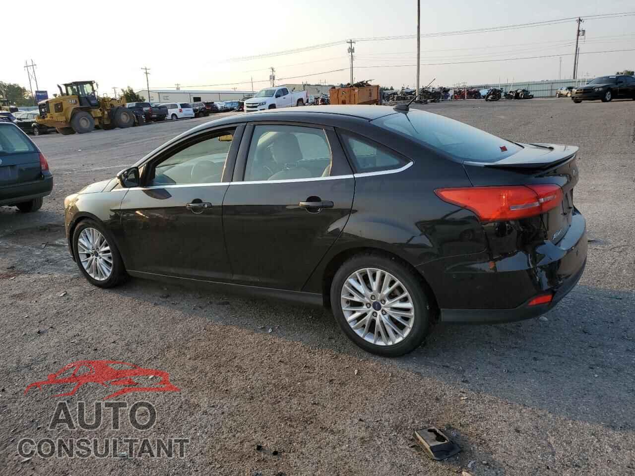 FORD FOCUS 2015 - 1FADP3J26FL368355