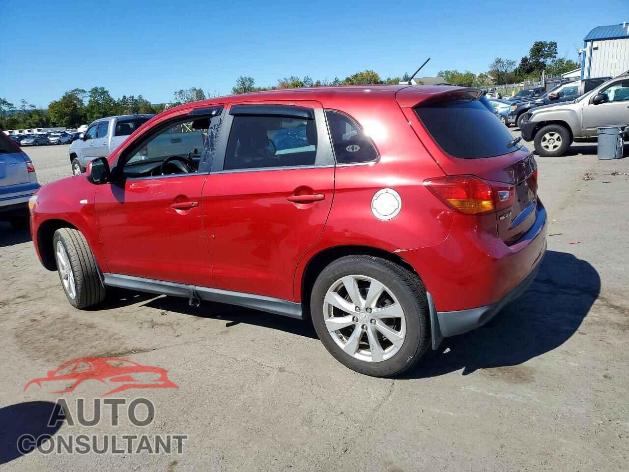 MITSUBISHI OUTLANDER 2015 - 4A4AR4AUXFE013846