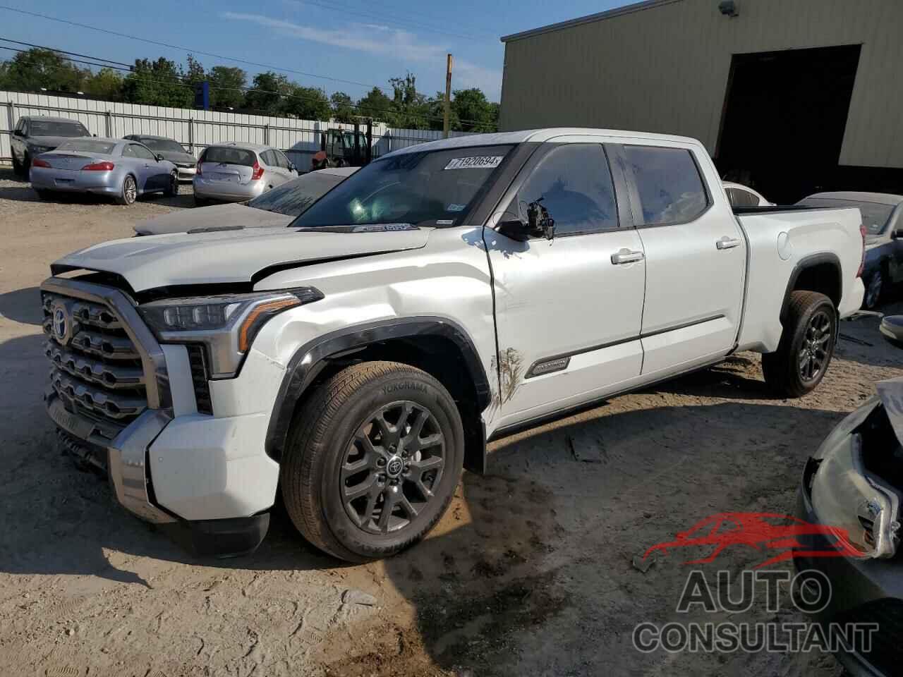 TOYOTA TUNDRA 2024 - 5TFNC5EC4RX006949