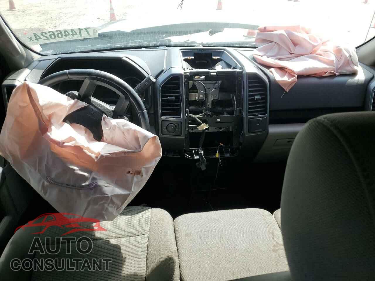 FORD F-150 2018 - 1FTEW1E59JKE18206