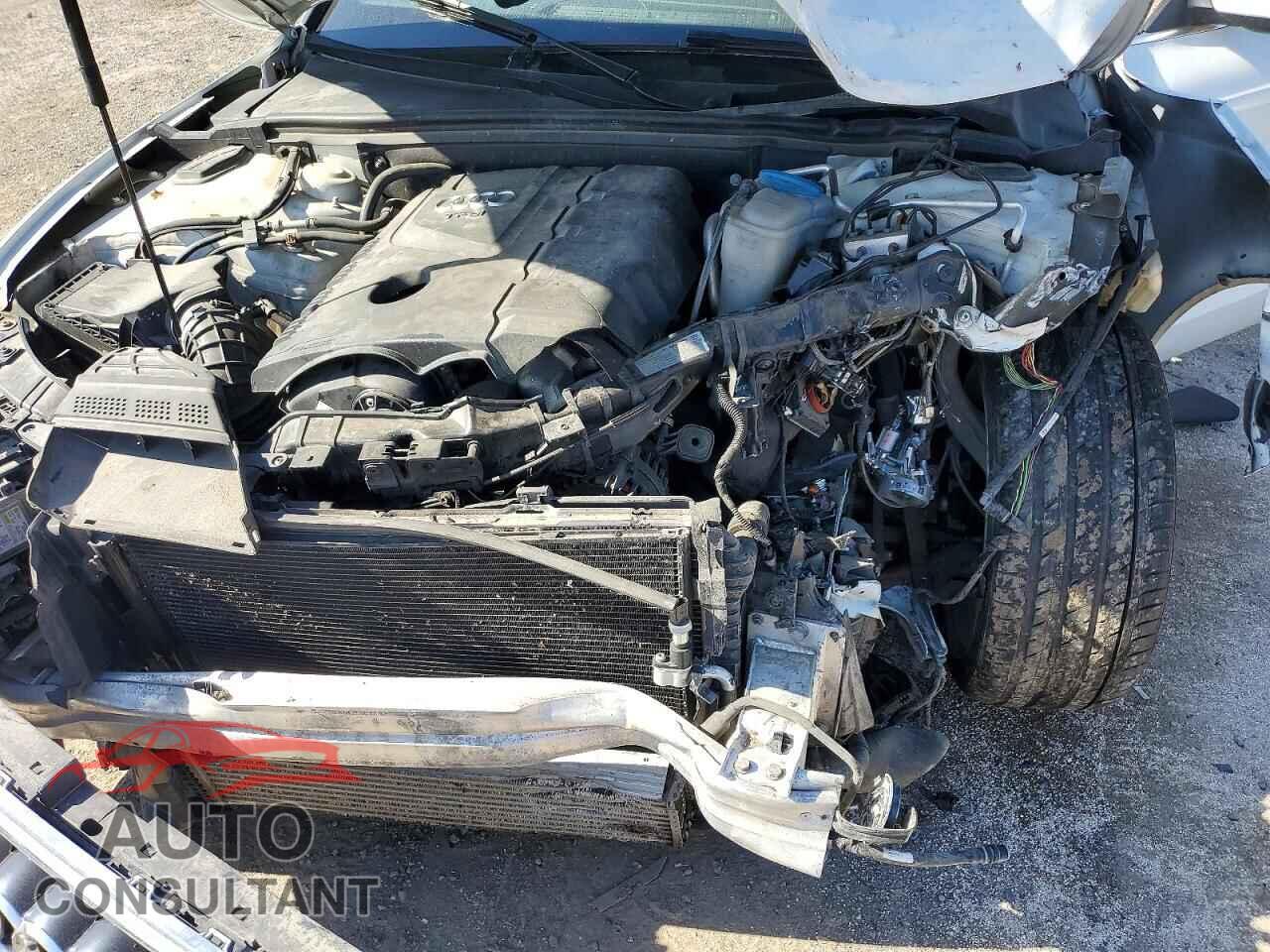 AUDI A5 2013 - WAUDFBFR3DA064578