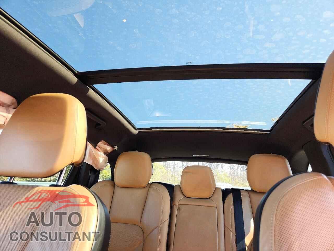 PORSCHE CAYENNE 2016 - WP1AA2A25GLA09507