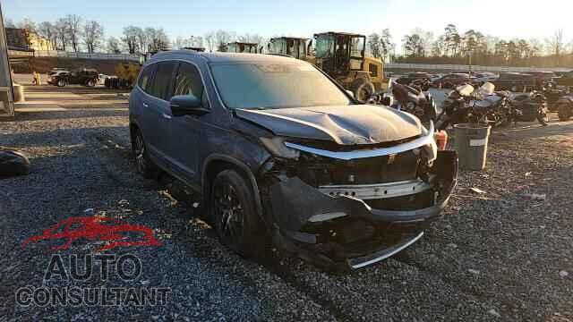 HONDA PILOT 2017 - 5FNYF5H98HB032189