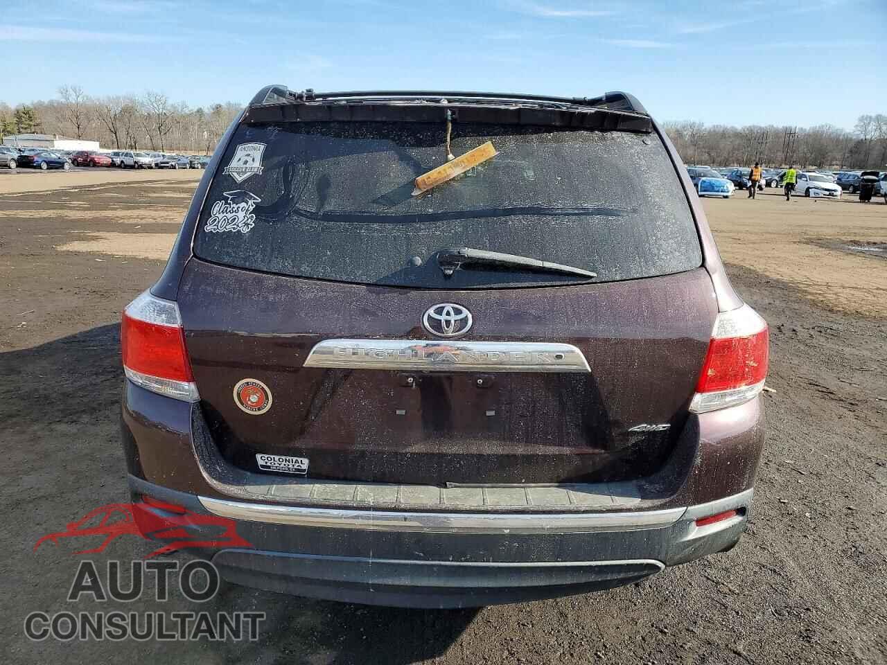 TOYOTA HIGHLANDER 2013 - 5TDBK3EH1DS210399