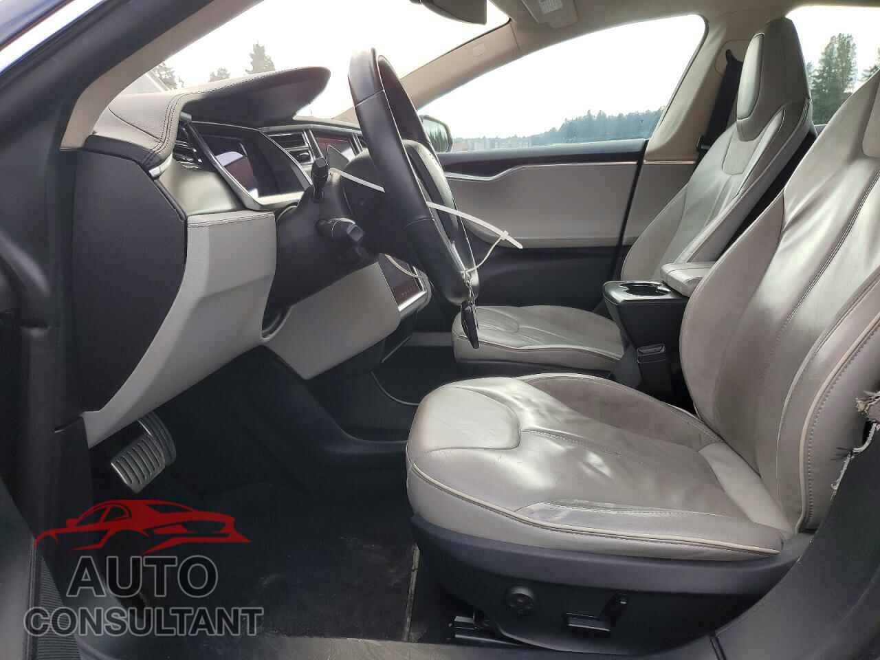 TESLA MODEL S 2013 - 5YJSA1DP5DFP10585