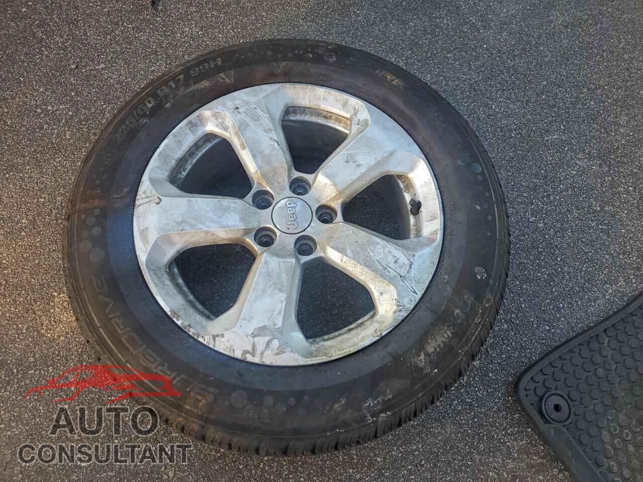 JEEP COMPASS 2020 - 3C4NJDBB2LT203908