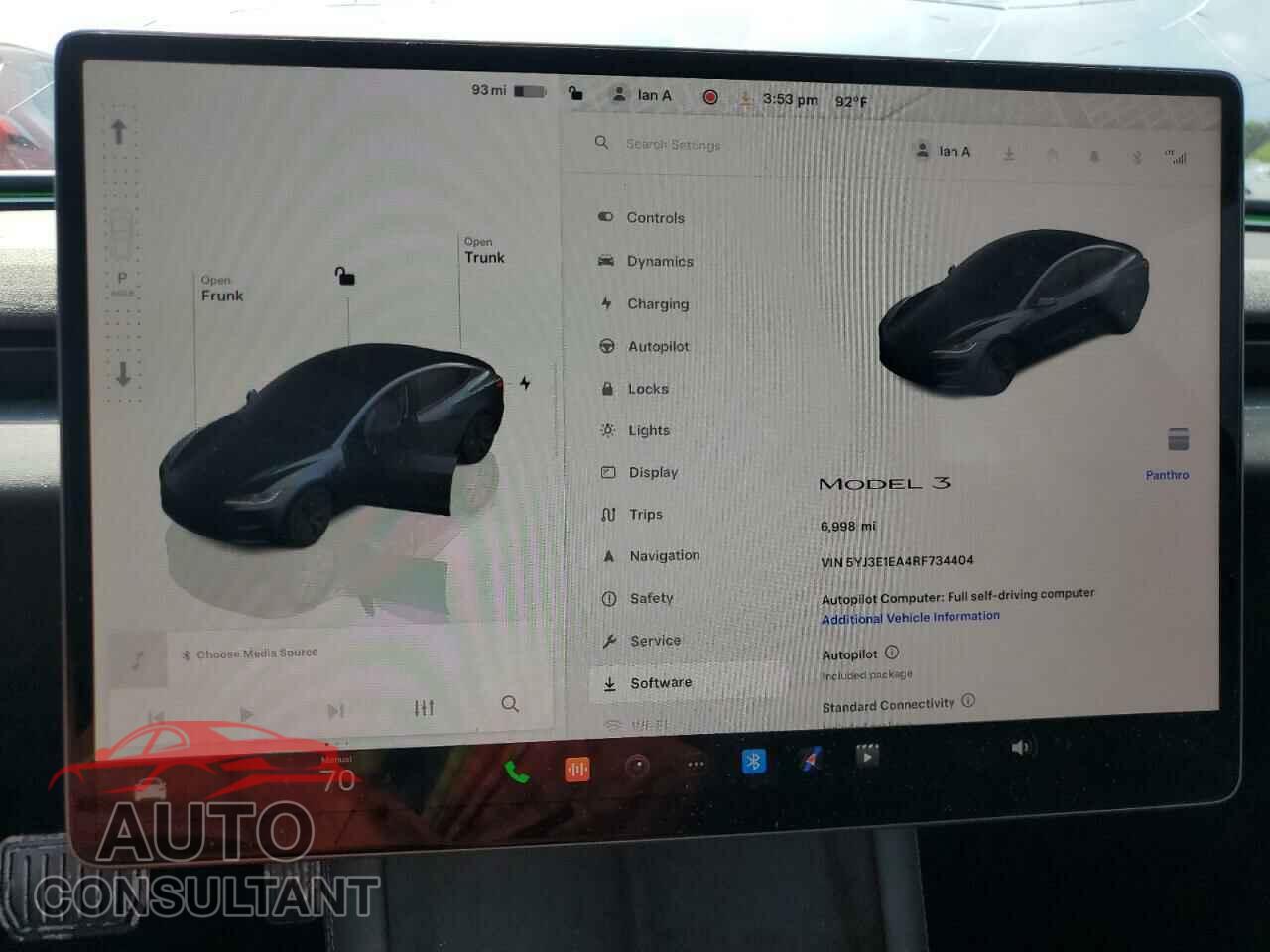 TESLA MODEL 3 2024 - 5YJ3E1EA4RF734404