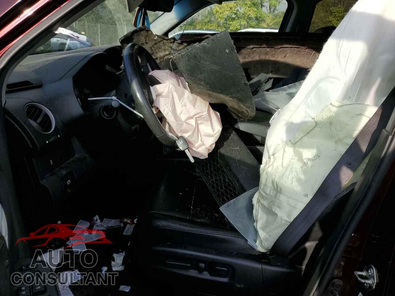 HONDA PILOT 2012 - 5FNYF4H50CB019193