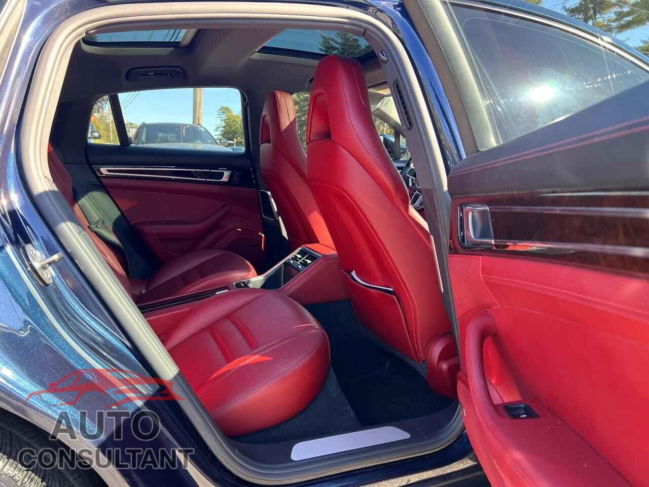 PORSCHE PANAMERA 2018 - WP0AA2A72JL100268