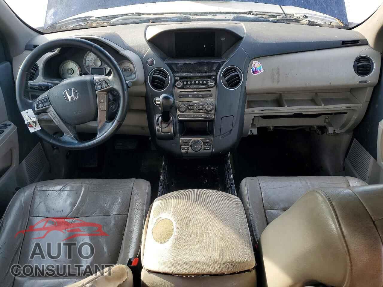 HONDA PILOT 2014 - 5FNYF4H99EB026097