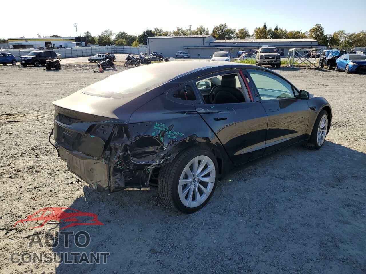 TESLA MODEL 3 2022 - 5YJ3E1EB4NF205103