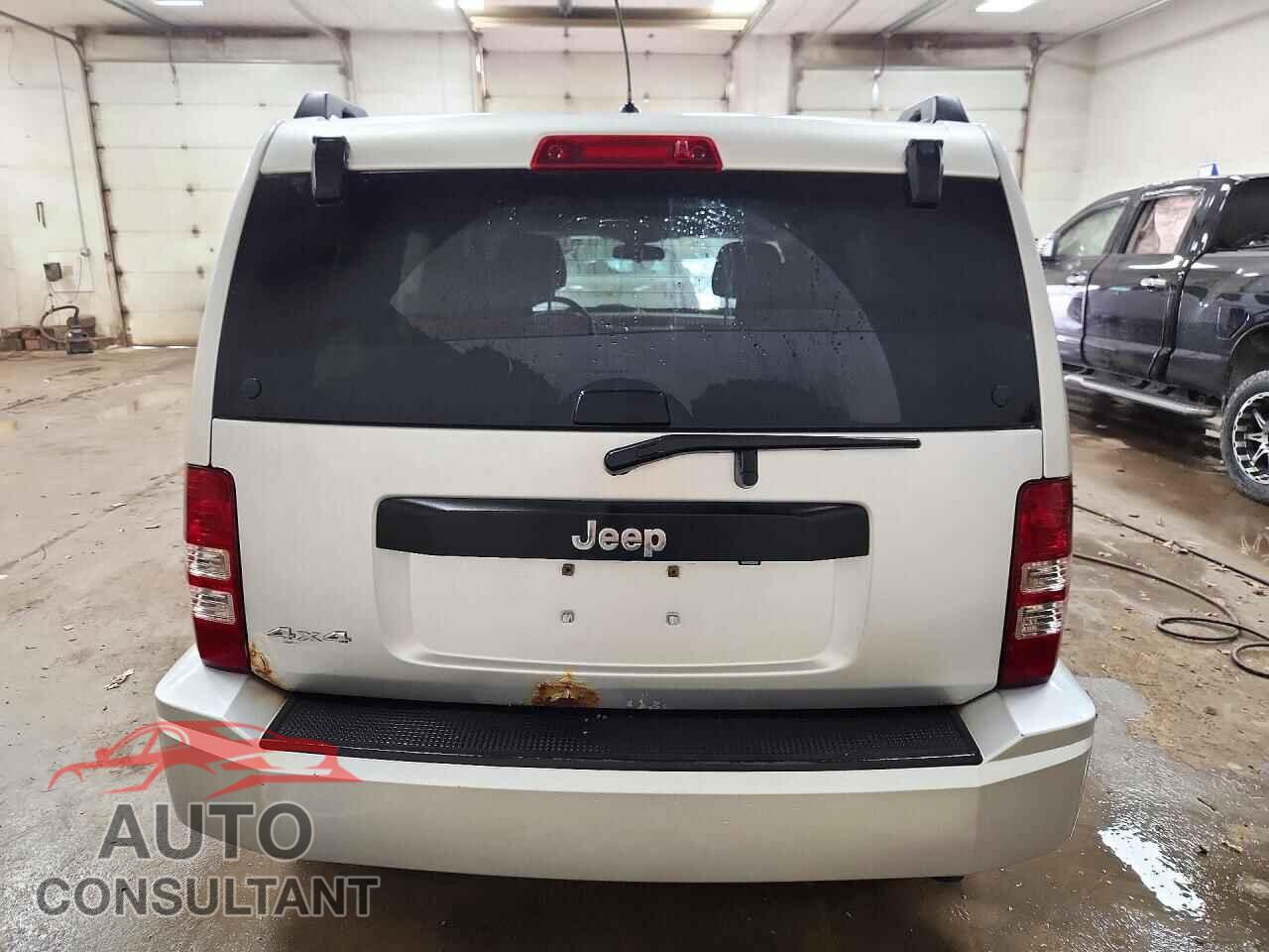 JEEP LIBERTY 2010 - 1J4PN2GK3AW112741