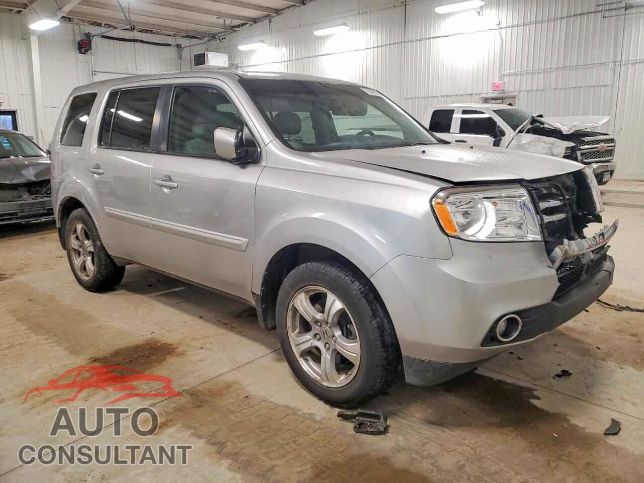 HONDA PILOT 2013 - 5FNYF4H55DB028005