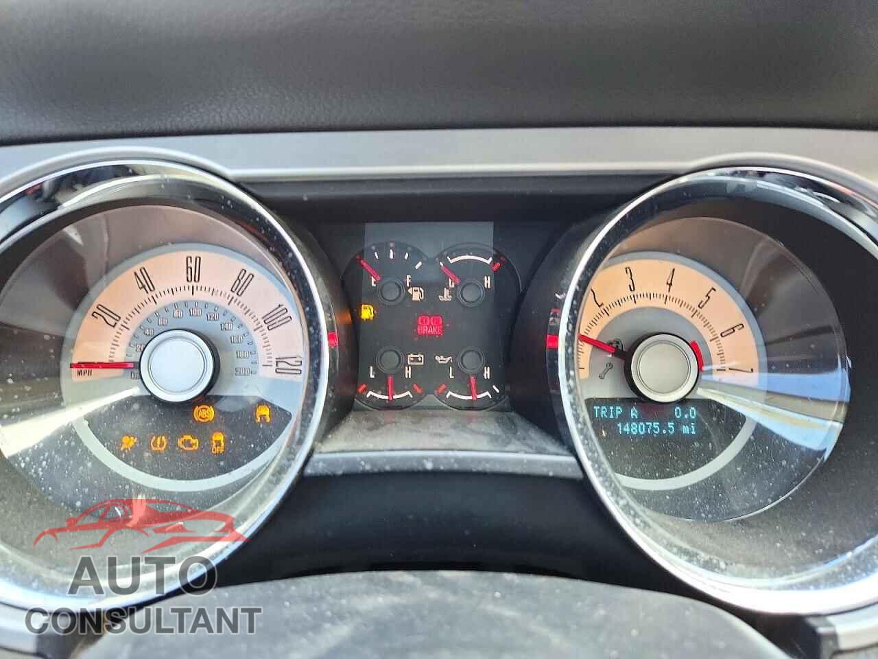 FORD MUSTANG 2010 - 1ZVBP8AN3A5114881
