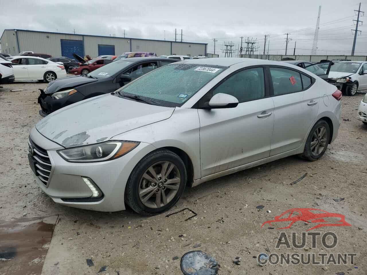 HYUNDAI ELANTRA 2017 - 5NPD84LF4HH060136