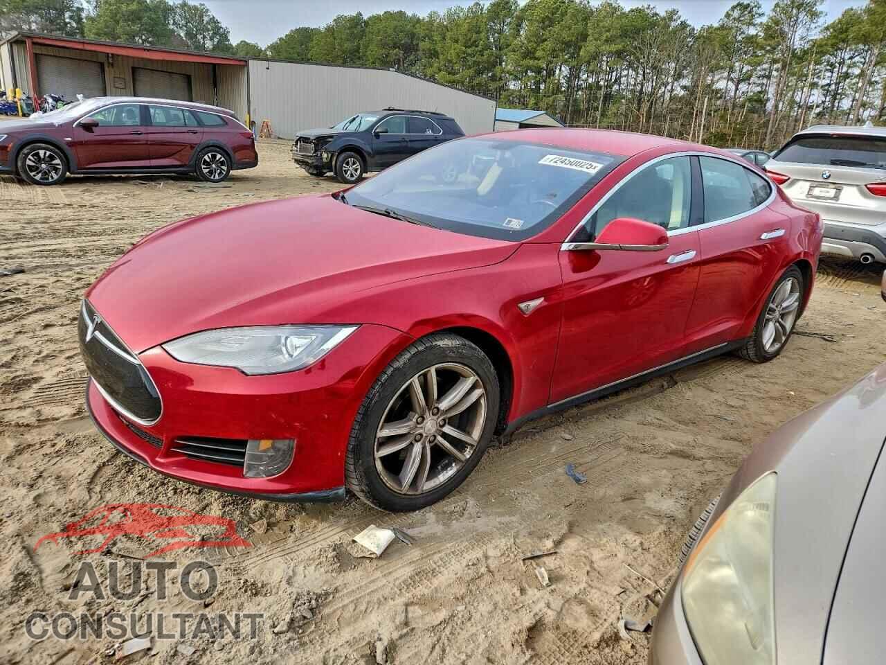 TESLA MODEL S 2013 - 5YJSA1CN4DFP08388