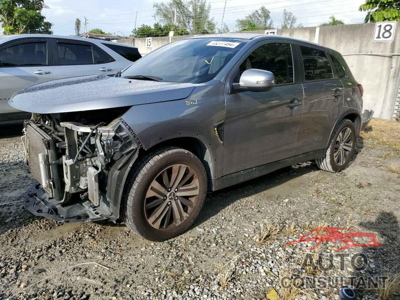 MITSUBISHI OUTLANDER 2021 - JA4ARUAU2MU017913