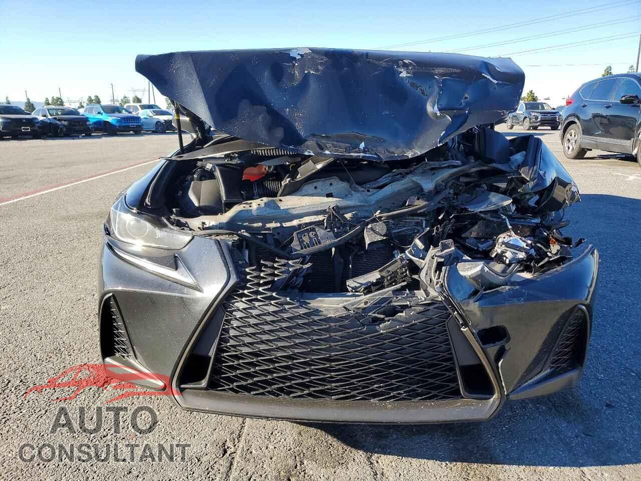 LEXUS IS 2017 - JTHBA1D2XH5054703