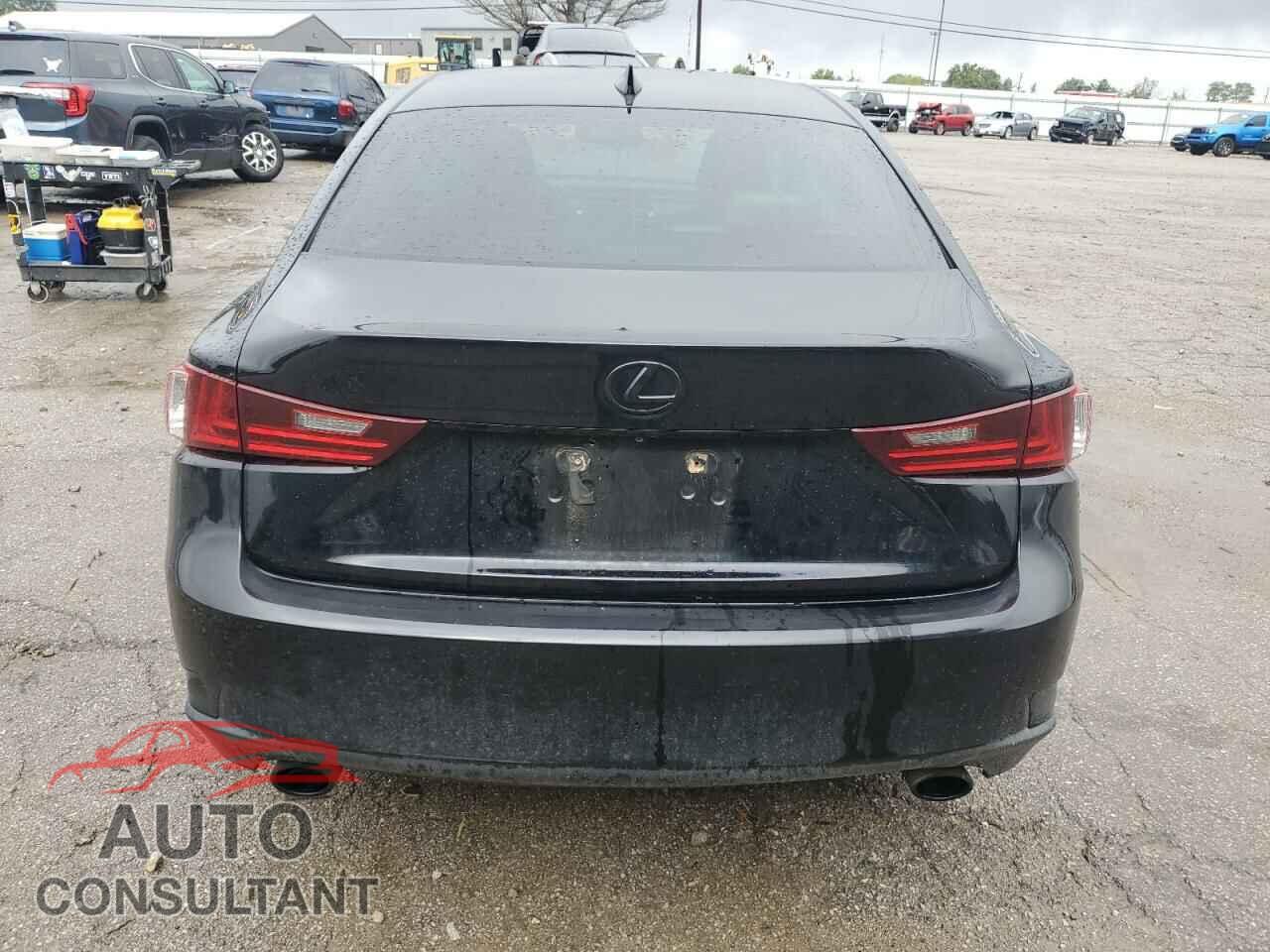 LEXUS IS 2014 - JTHCF1D2XE5014171