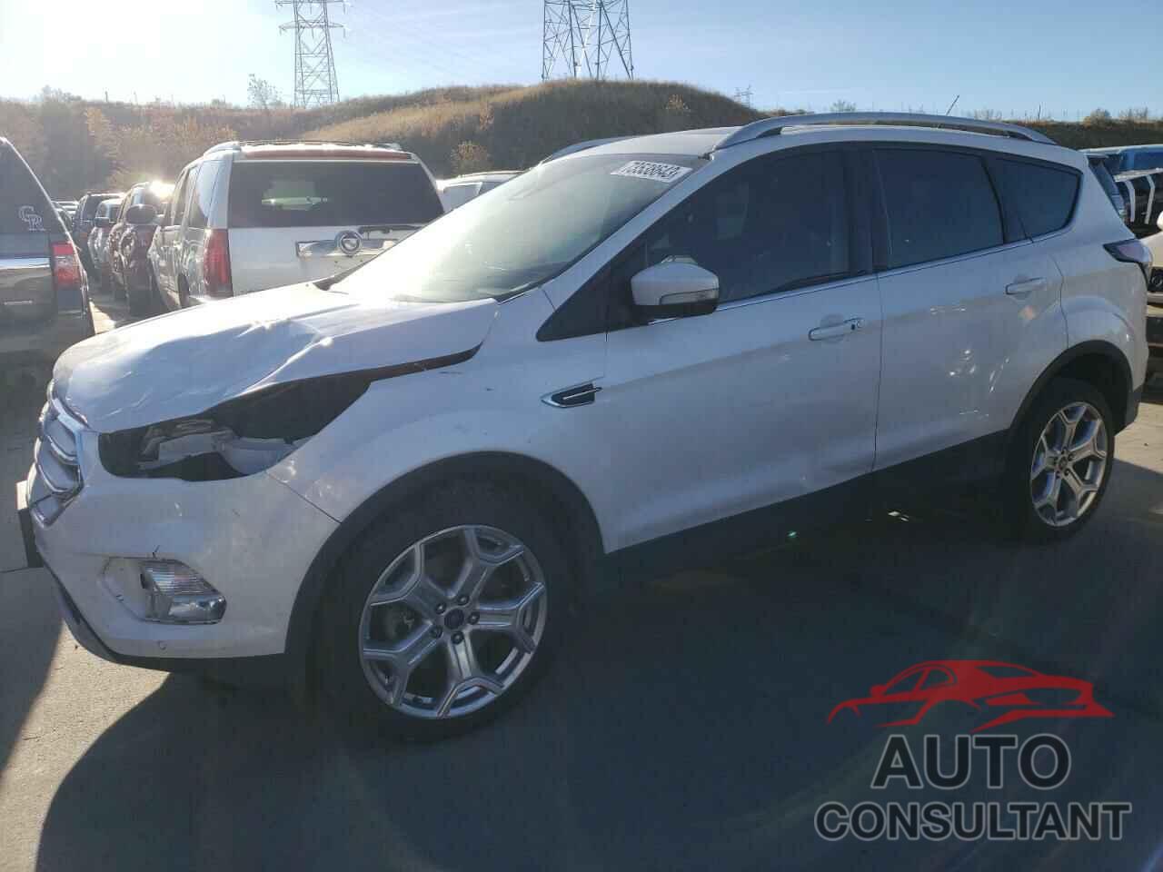 FORD ESCAPE 2017 - 1FMCU9J90HUE93455