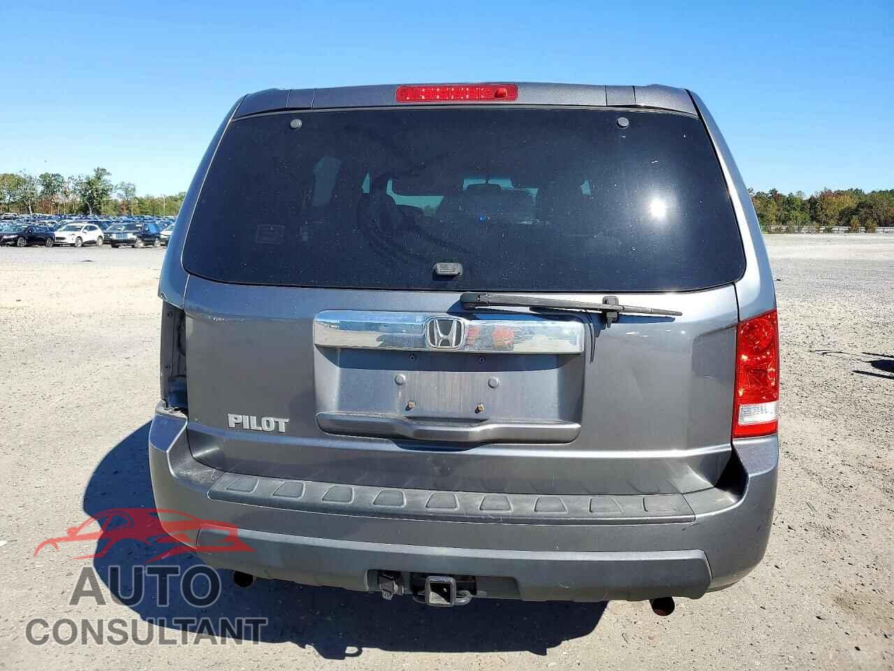 HONDA PILOT 2011 - 5FNYF3H24BB058058
