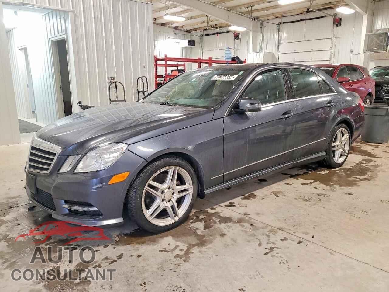 MERCEDES-BENZ E-CLASS 2013 - WDDHF8JB1DA706609