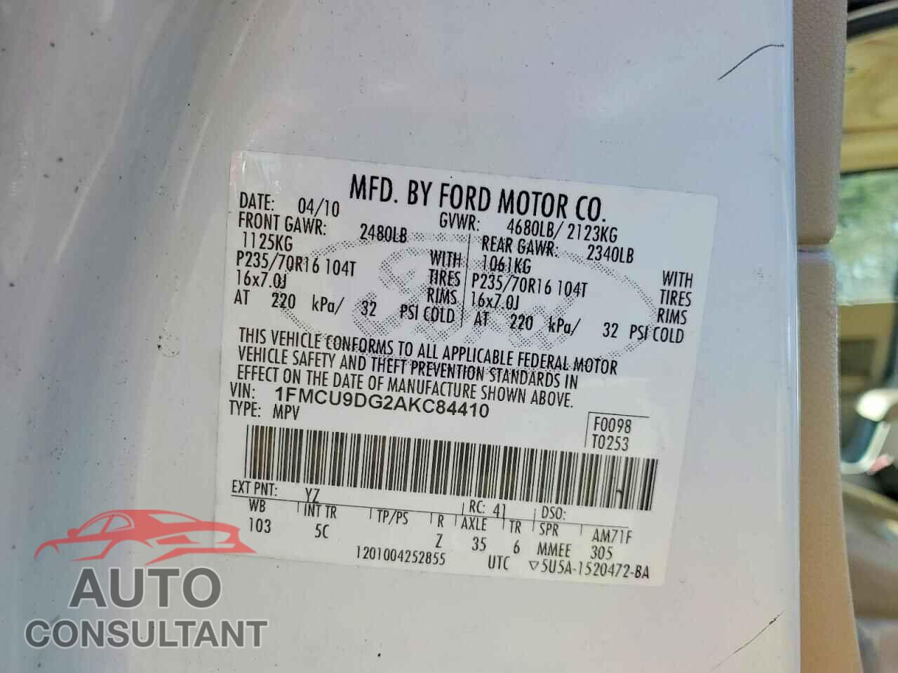 FORD ESCAPE 2010 - 1FMCU9DG2AKC84410