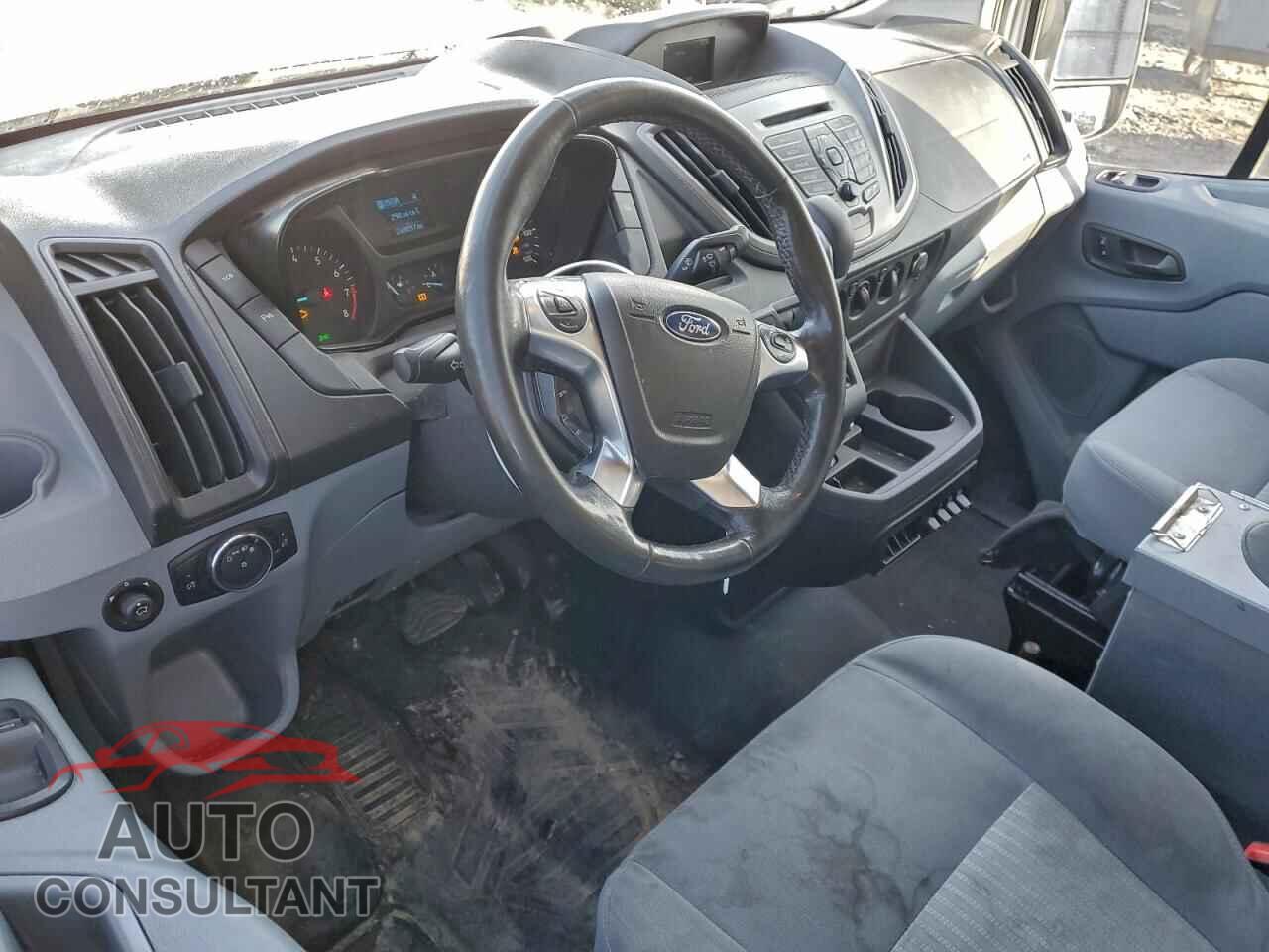 FORD TRANSIT 2017 - 1FTYR2XM4HKB35138